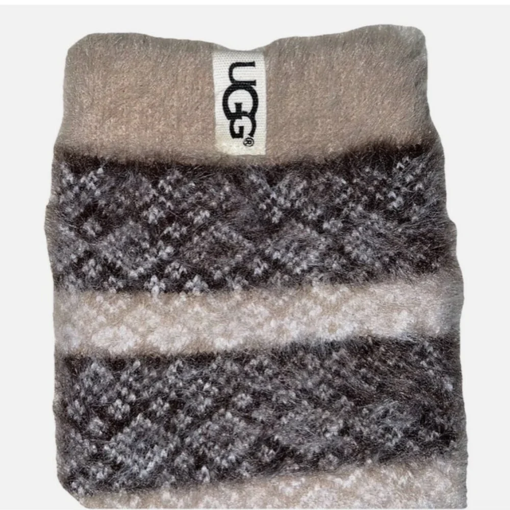 UGG Fuzzy Crew Socks Women’s Medium Brown  Red Floral & Nordic 2 Pair Soft NEW